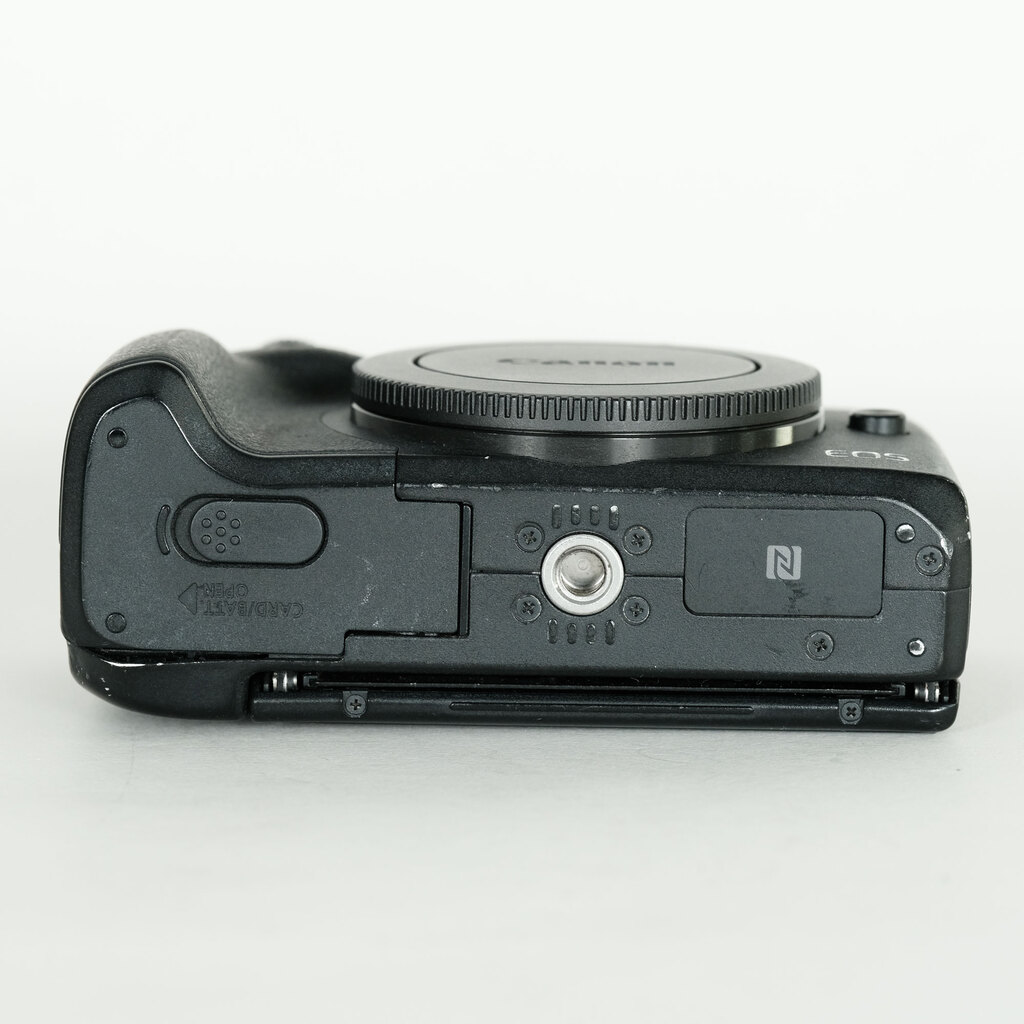 Canon EOS M3 ボディEVFキット ブラック