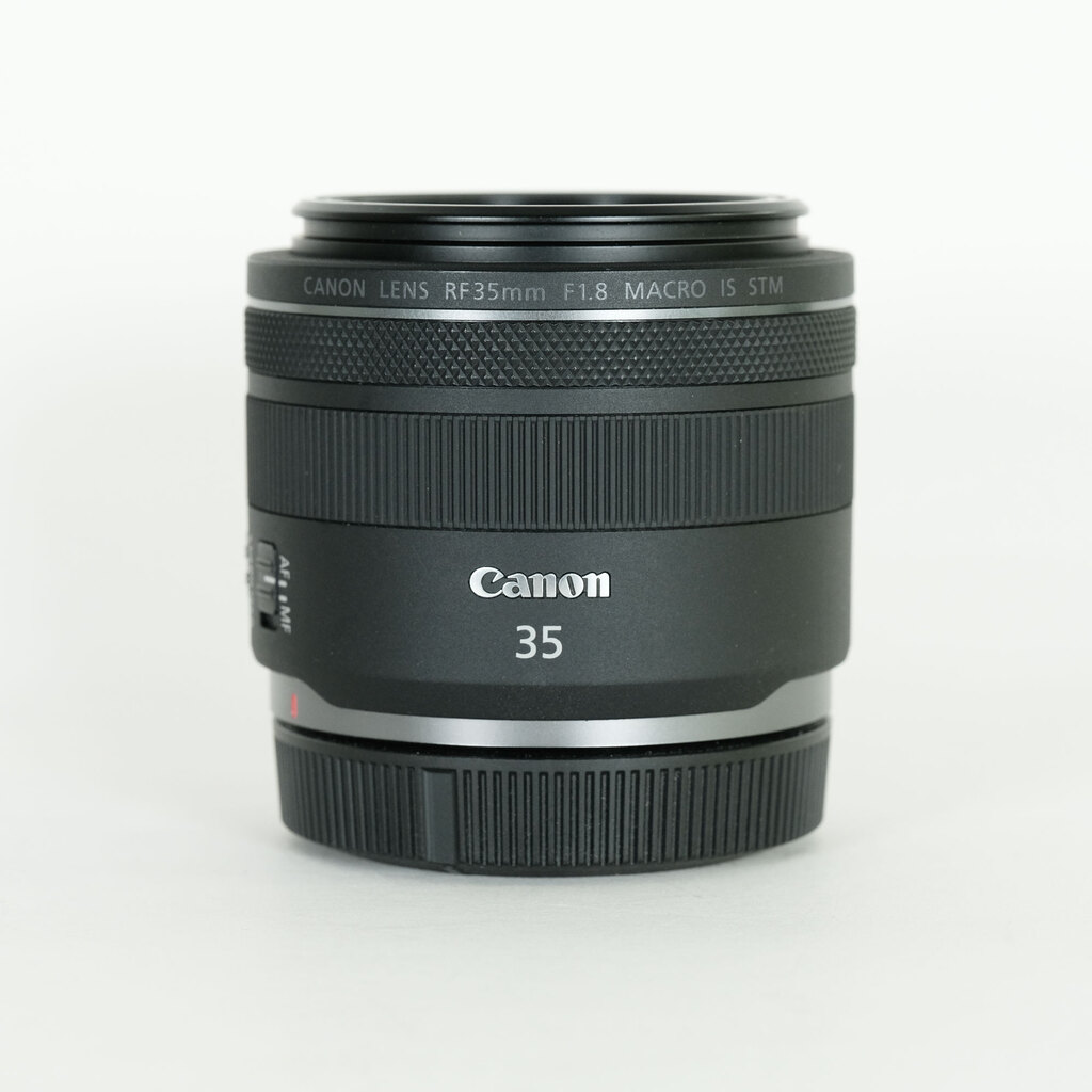 Canon RF35mm F1.8 MACRO IS STM