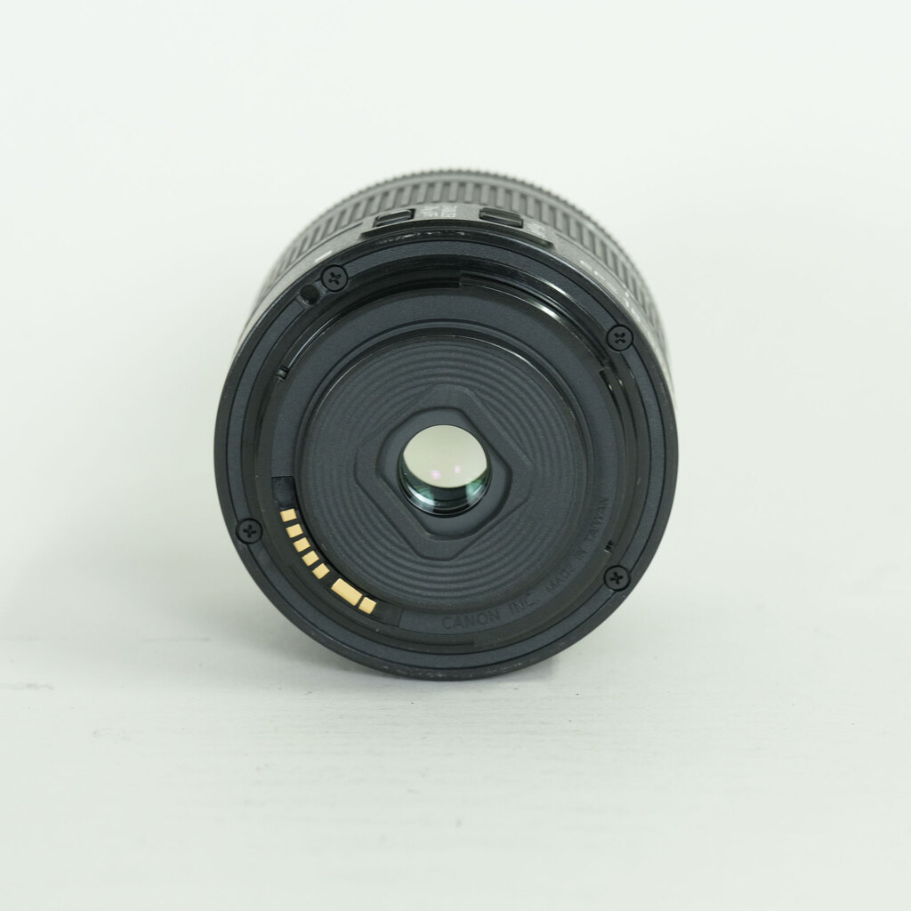 Canon EF-S18-55mm F4-5.6 IS STM