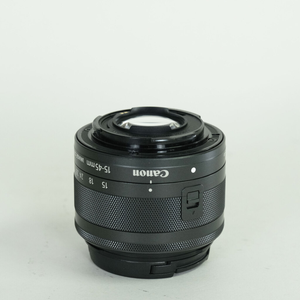 Canon EF-M15-45mm F3.5-6.3 IS STM