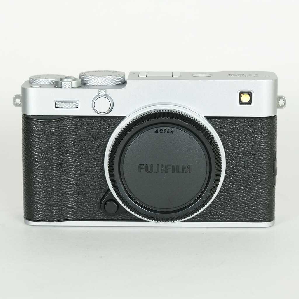 FUJIFILM X-E5