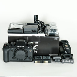 FUJIFILM X-T1