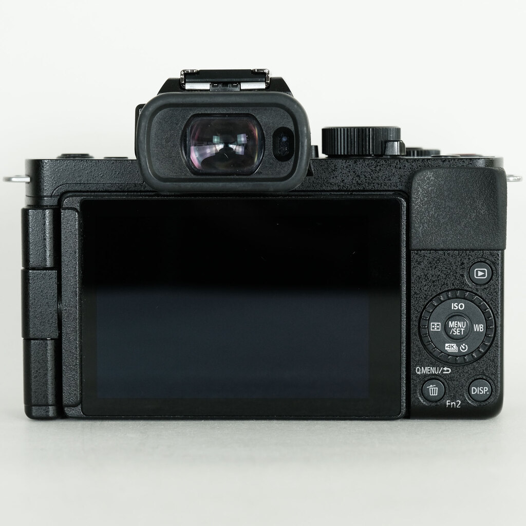 Panasonic LUMIX DC-G100V 標準ズームレンズ ＋ トライポッドグリップキット