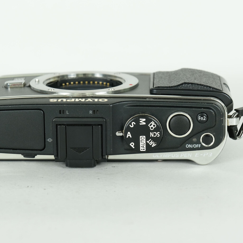 OLYMPUS PEN E-P3 ボディ ブラックの出品 | ONE SCENE（ワンシーン）