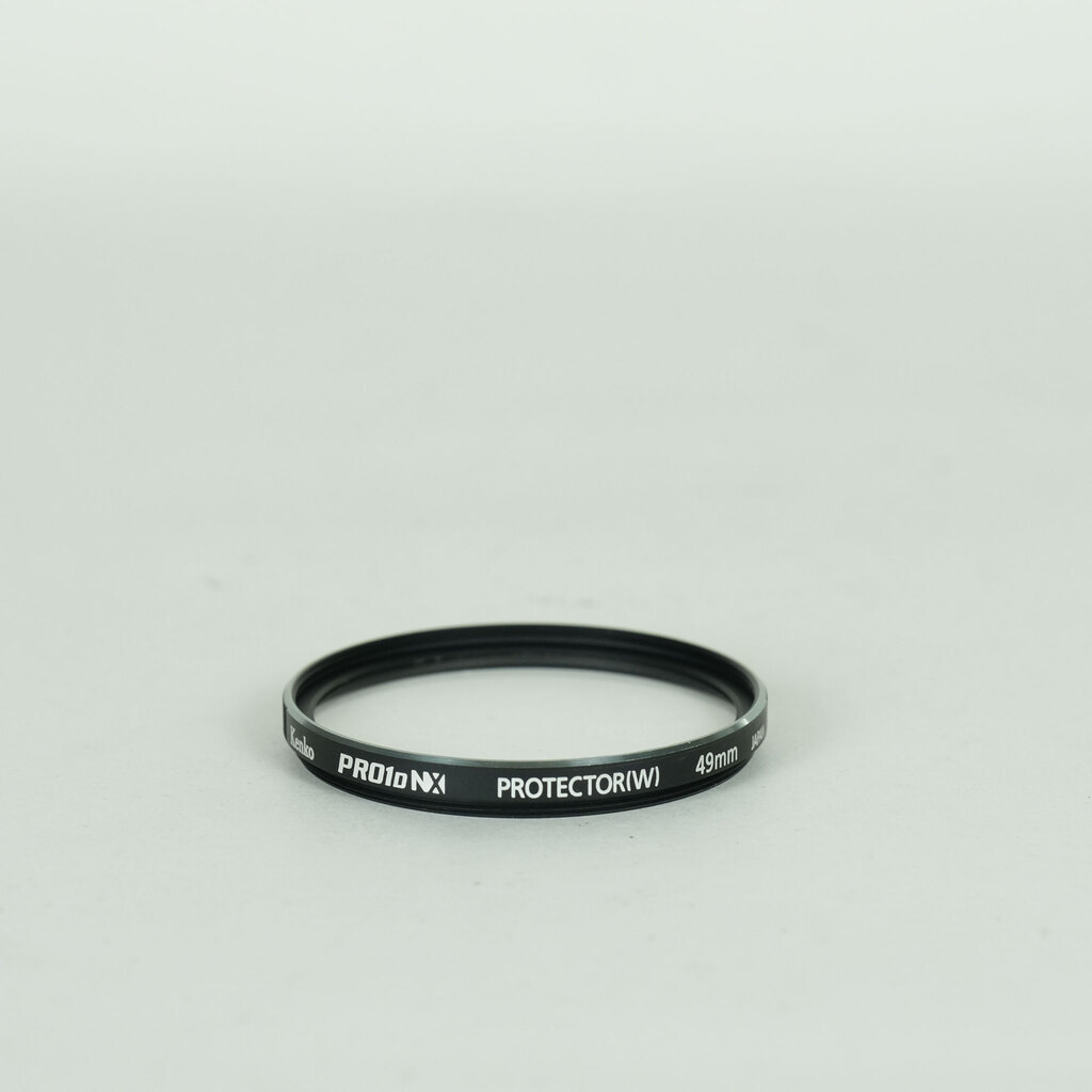 SONY E 20mm F2.8 SEL20F28