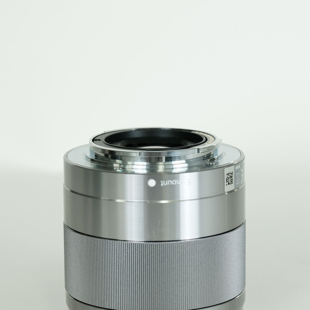 SONY E 50mm F1.8 OSS SEL50F18