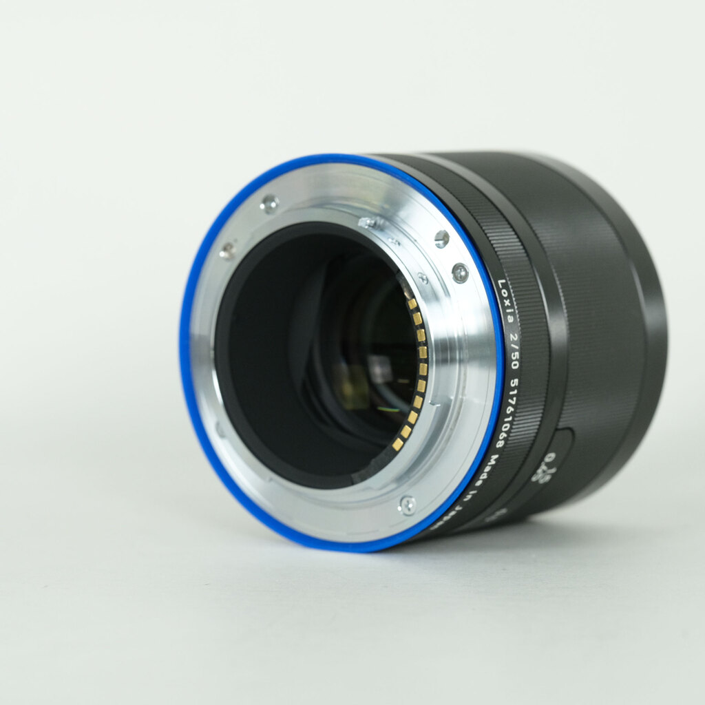 Carl Zeiss Loxia 2/50 [ソニーE用]の出品 | ONE SCENE（ワンシーン）