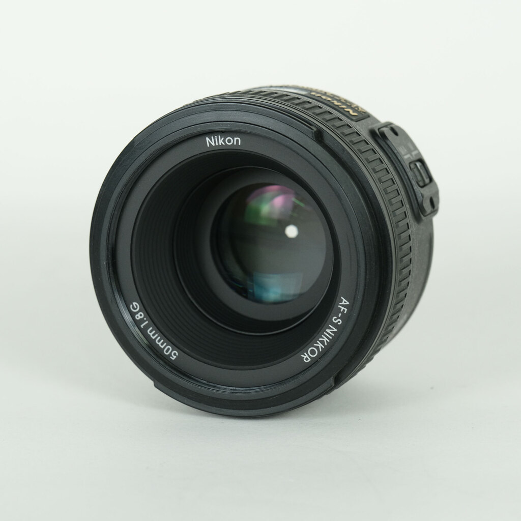 Nikon AF-S NIKKOR 50mm f/1.8Gの出品 | ONE SCENE（ワンシーン）