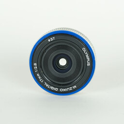 OLYMPUS M.ZUIKO DIGITAL 17mm F2.8 シルバー