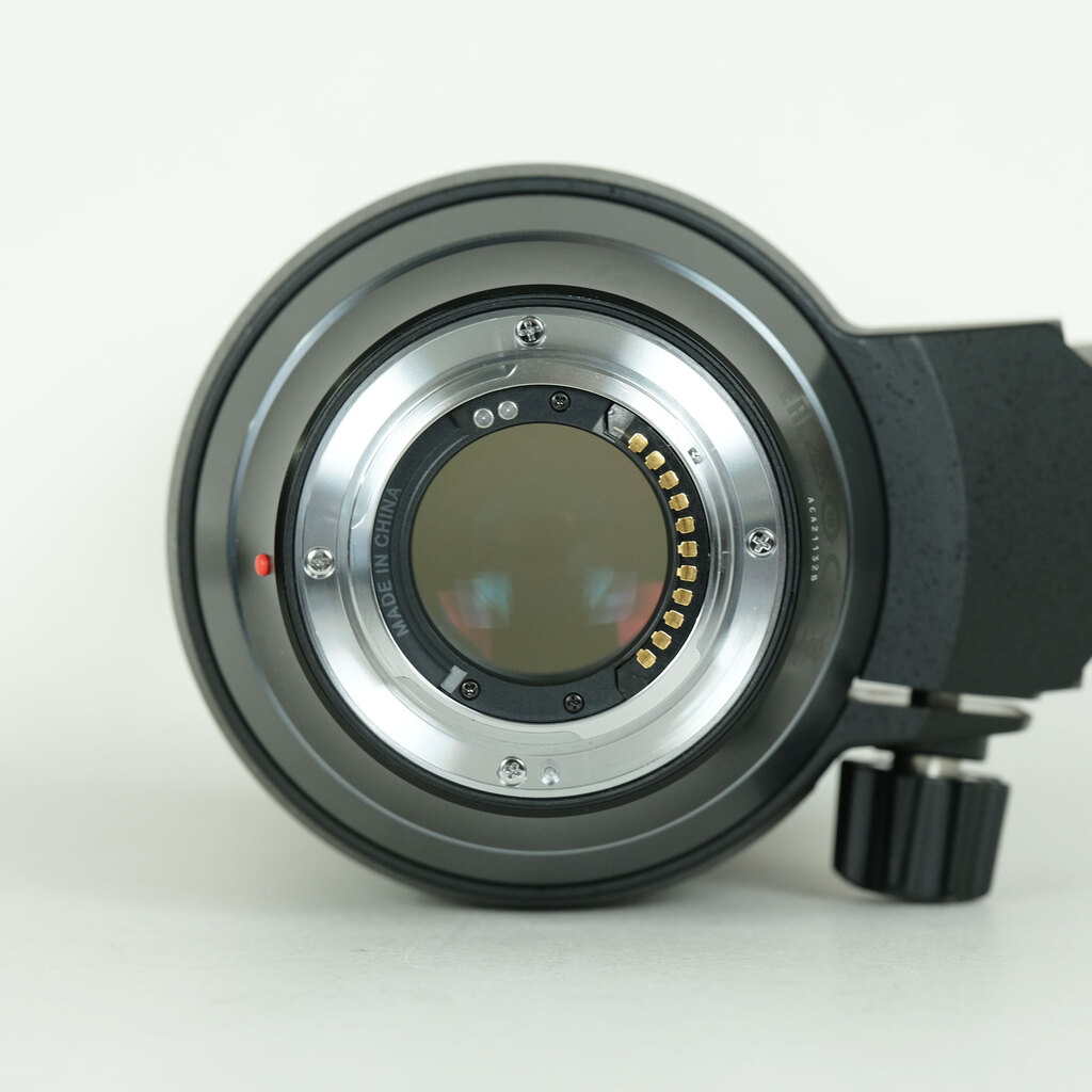 OLYMPUS M.ZUIKO DIGITAL ED 300mm F4.0 IS PRO OLYMPUS M.ZUIKO DIGITAL ED 300mm F4.0 IS PRO