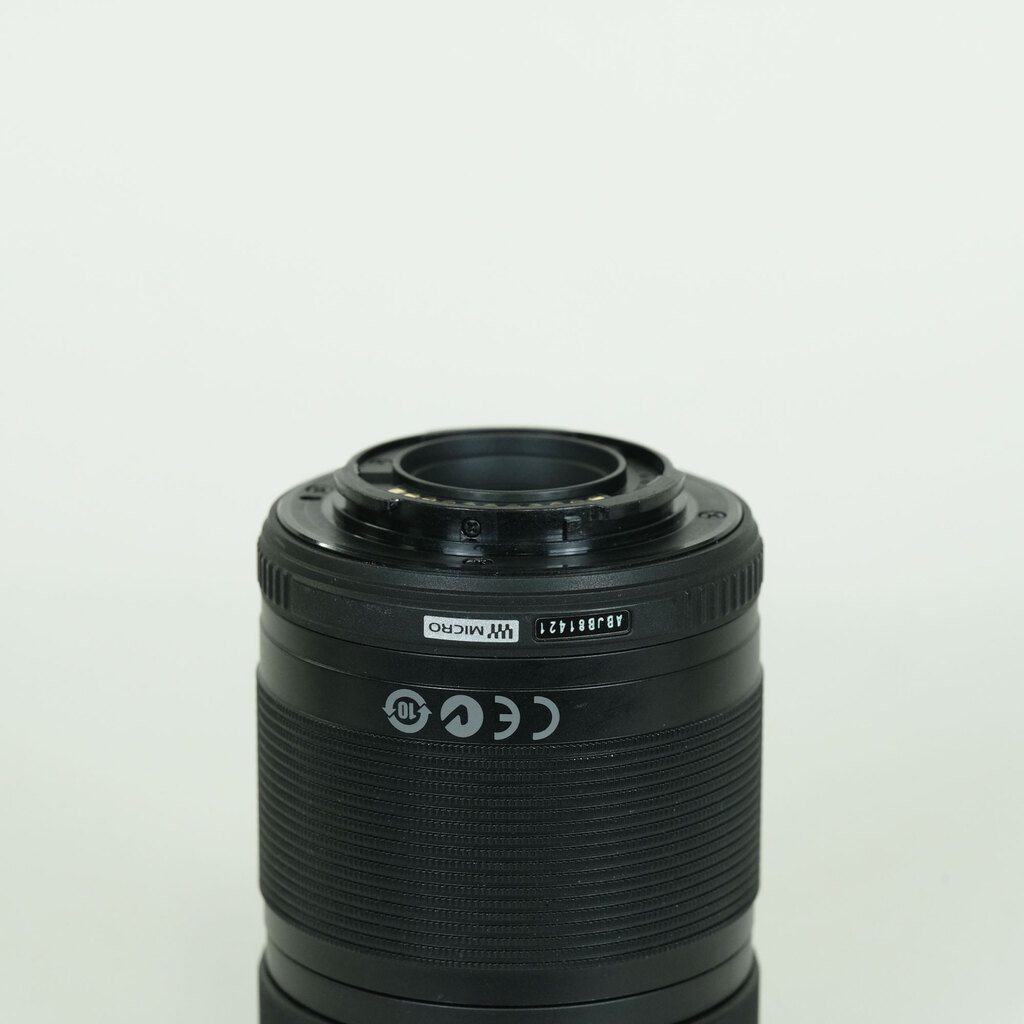 OLYMPUS M.ZUIKO DIGITAL ED 40-150mm F4.0-5.6 R OLYMPUS M.ZUIKO DIGITAL ED 40-150mm F4.0-5.6 R