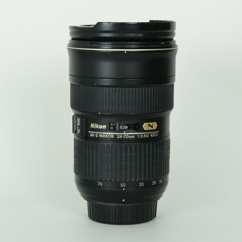 Nikon AF-S NIKKOR 24-70mm f/2.8G ED