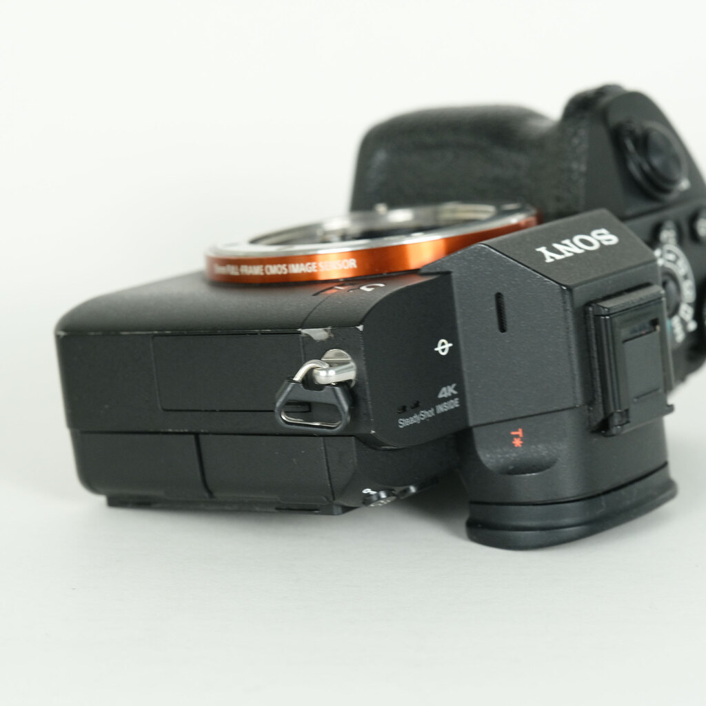 SONY α7R III（ILCE-7RM3）の出品 | ONE SCENE（ワンシーン）
