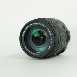 SIGMA 18-250mm F3.5-6.3 DC MACRO OS HSM (ニコンF用)