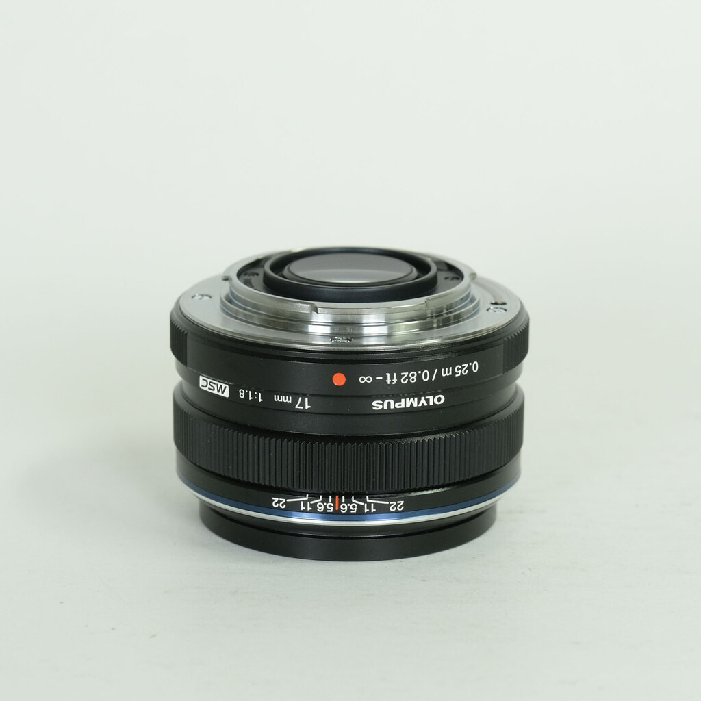 OLYMPUS M.ZUIKO DIGITAL 17mm F1.8