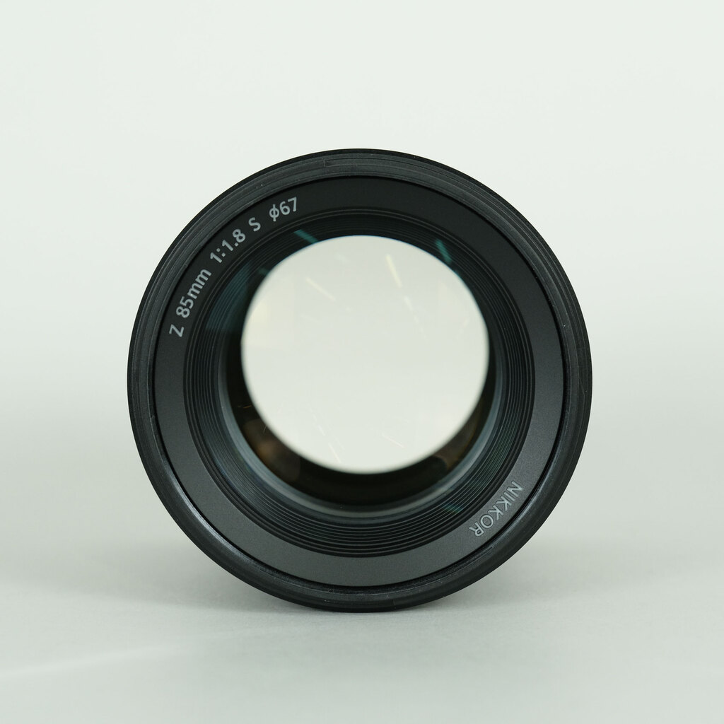 Nikon NIKKOR Z 85mm f/1.8 S Nikon NIKKOR Z 85mm f/1.8 S