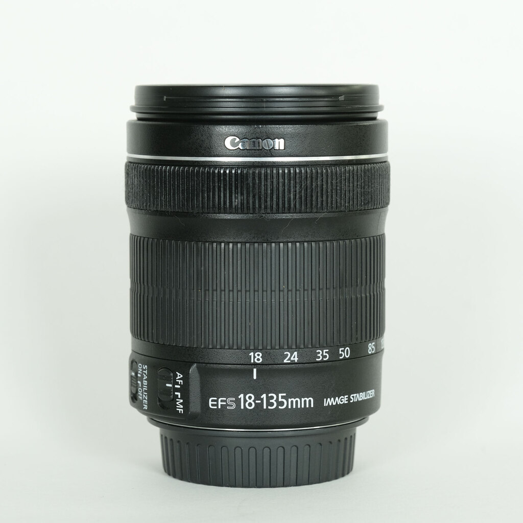 Canon EF-S18-135mm F3.5-5.6 IS STM
