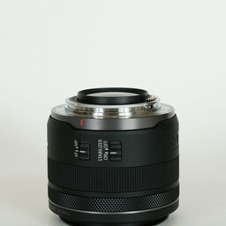 Canon RF35mm F1.8 MACRO IS STM