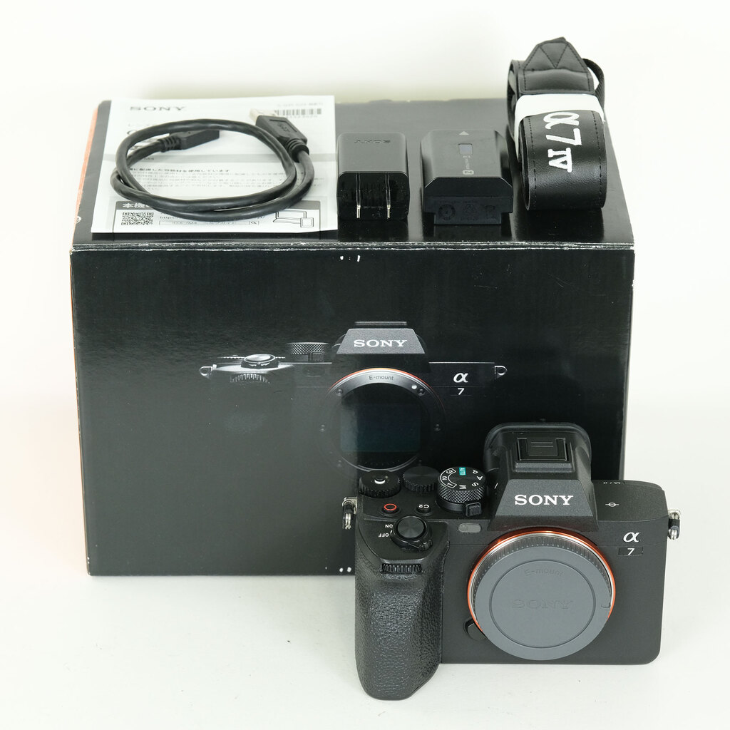 SONY α7 IV(ILCE-7M4) SONY α7 IV(ILCE-7M4)