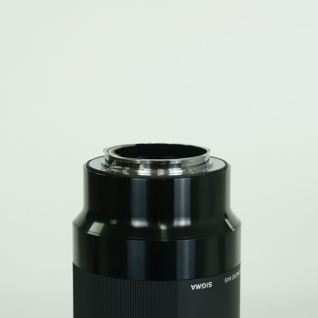 SIGMA 70mm F2.8 DG MACRO｜Art [ソニーE用]