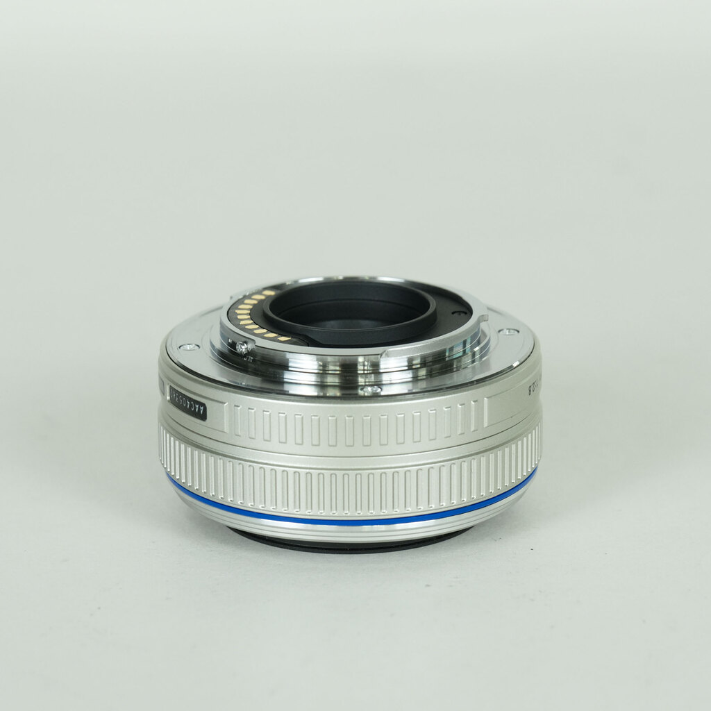 OLYMPUS M.ZUIKO DIGITAL 17mm F2.8 シルバーの出品 | ONE SCENE（ワン