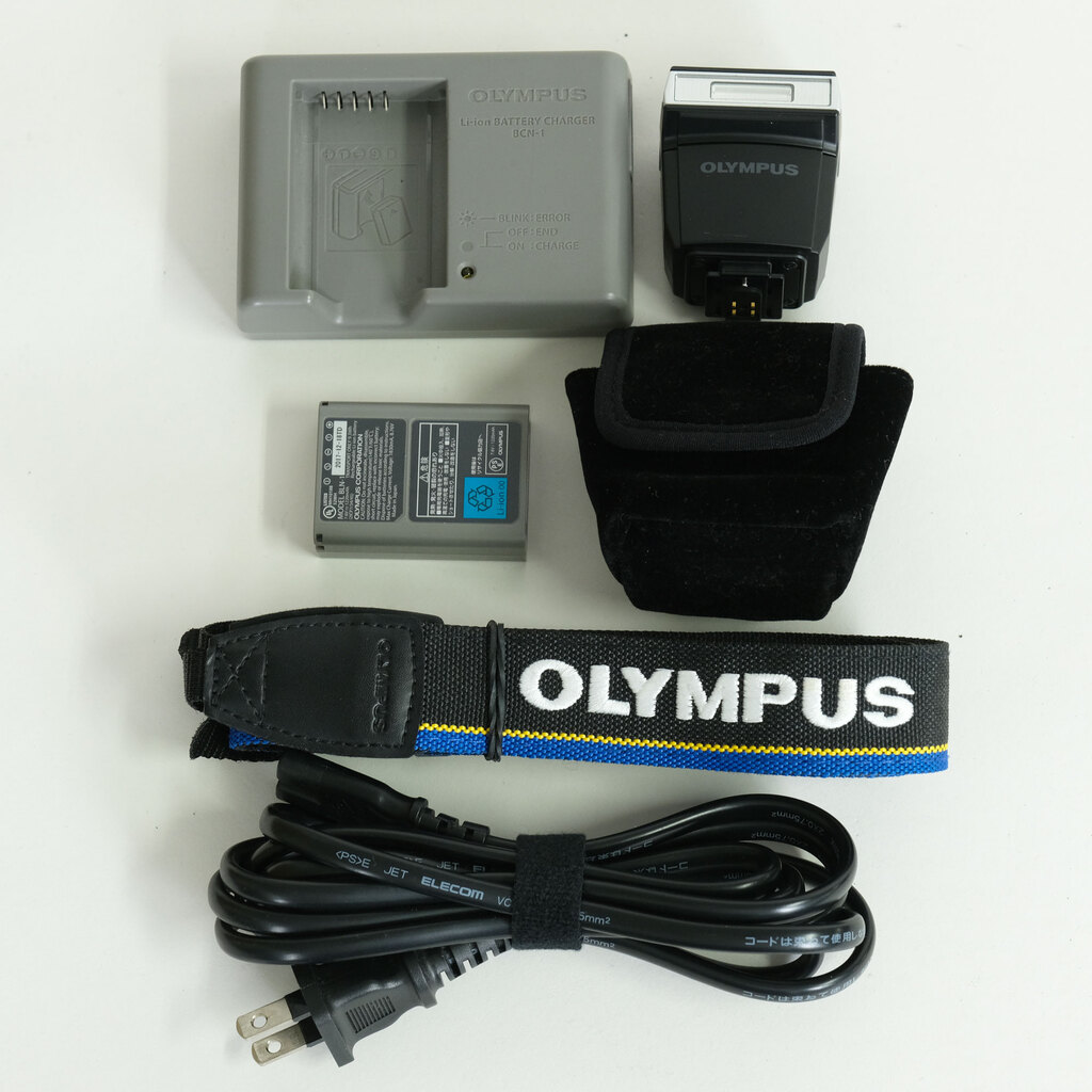 OLYMPUS OM-D E-M5 Mark II OLYMPUS OM-D E-M5 Mark II