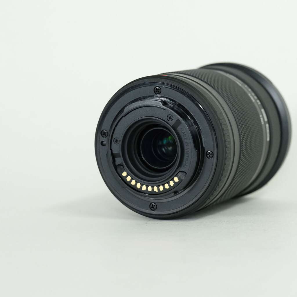 OLYMPUS M.ZUIKO DIGITAL ED 40-150mm F4.0-5.6 R OLYMPUS M.ZUIKO DIGITAL ED 40-150mm F4.0-5.6 R