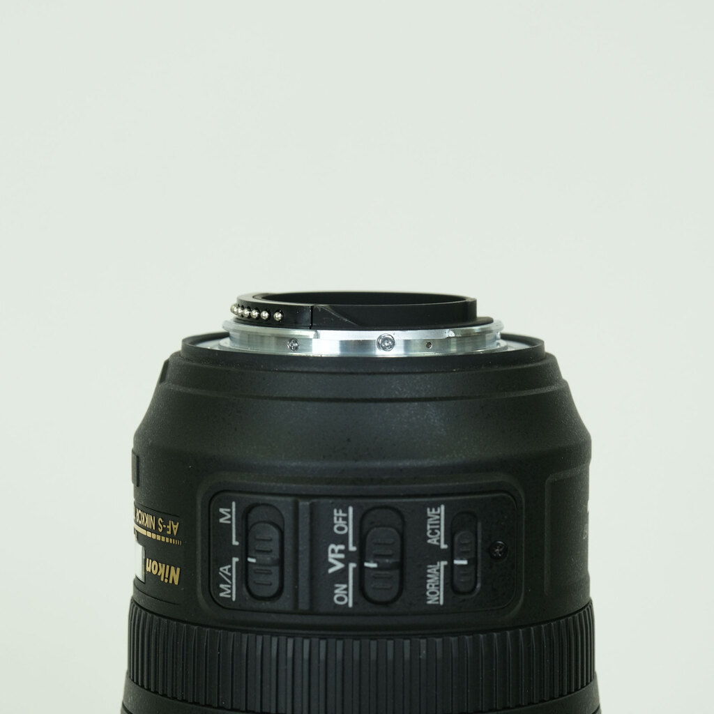 Nikon AF-S VR Zoom-Nikkor 70-300mm F4.5-5.6G IF-ED