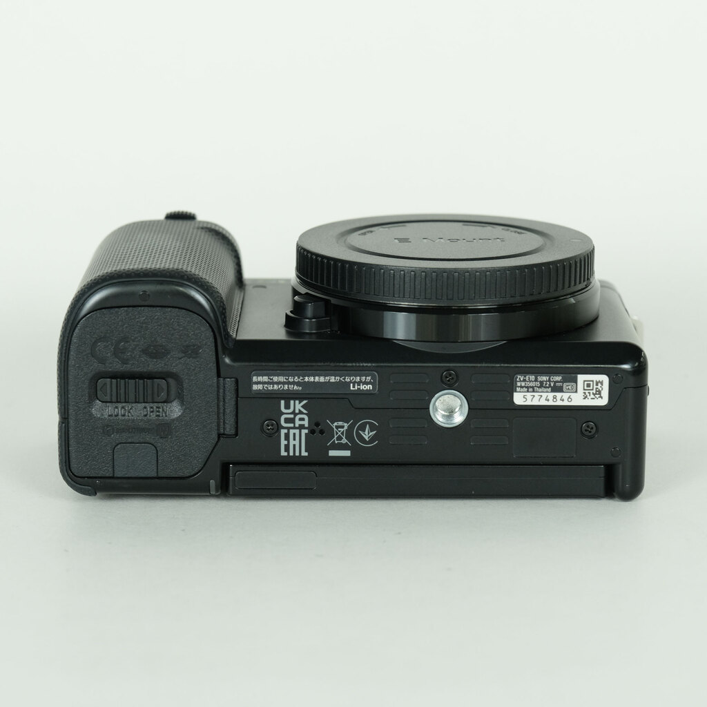 SONY VLOGCAM ZV-E10 SONY VLOGCAM ZV-E10