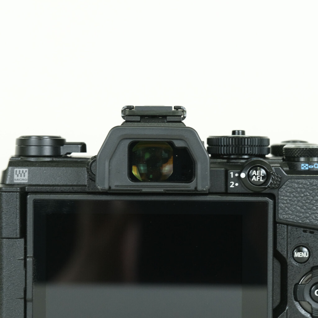 OM SYSTEM OM-5