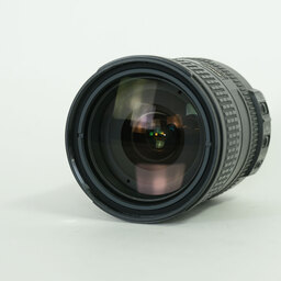 Nikon AF-S DX VR Zoom-Nikkor 18-200mm F3.5-5.6G IF-ED