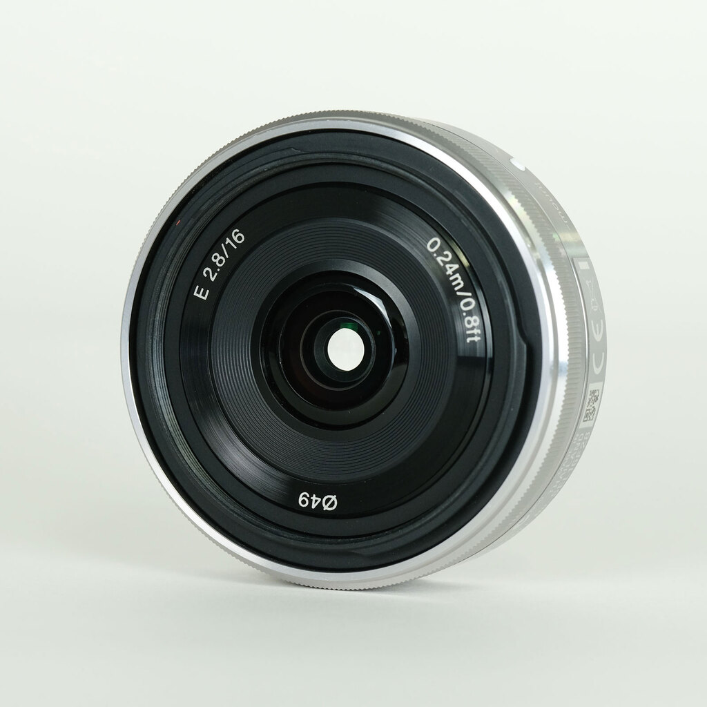 SONY E 16mm F2.8 SEL16F28