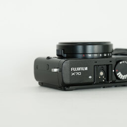 FUJIFILM X70 ブラック