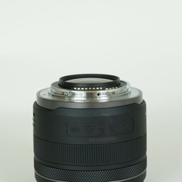 Canon RF35mm F1.8 MACRO IS STM