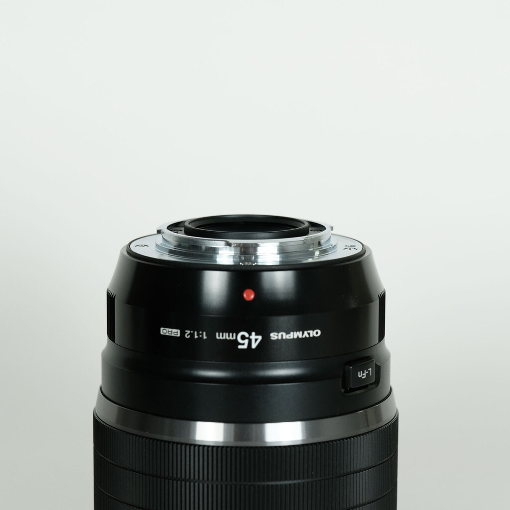 OLYMPUS M.ZUIKO DIGITAL ED 45mm F1.2 PRO