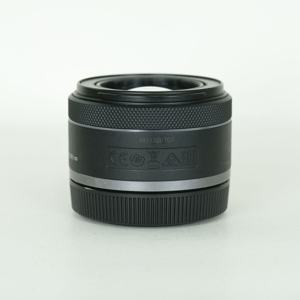 Canon RF50mm F1.8 STM