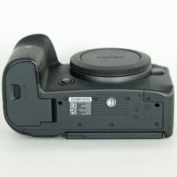 Canon EOS R6 Canon EOS R6