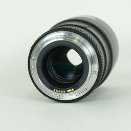 Canon EF100mm F2.8Lマクロ IS USM Canon EF100mm F2.8Lマクロ IS USM