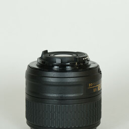 Nikon AF-S DX NIKKOR 18-55mm f3.5-5.6G VR II
