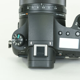 SONY Cyber-shot DSC-RX10M3