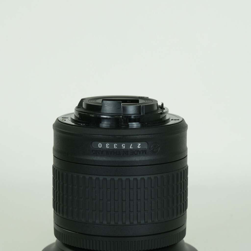 Nikon AF-P DX NIKKOR 10-20mm F4.5-5.6G VR Nikon AF-P DX NIKKOR 10-20mm F4.5-5.6G VR