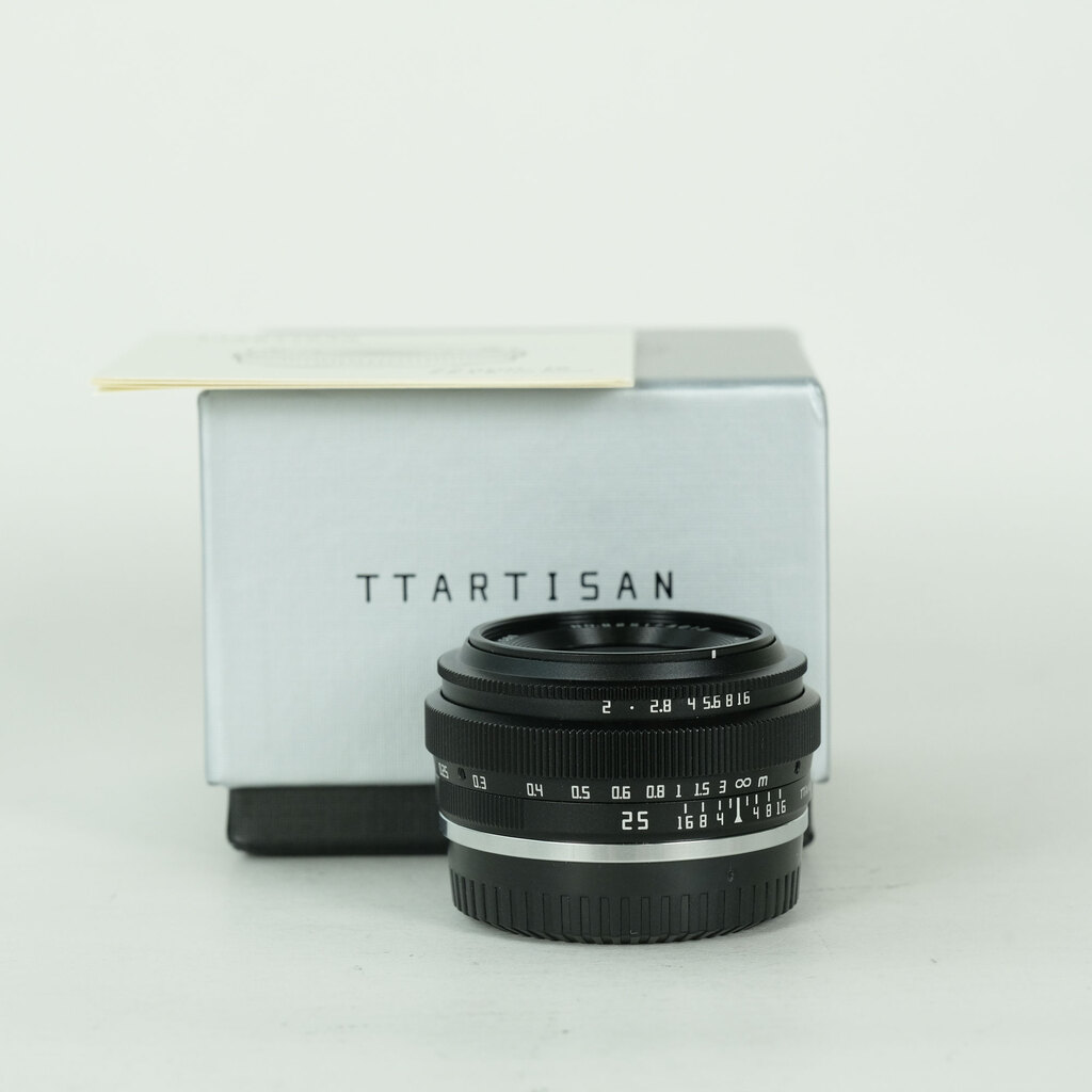 銘匠光学 TTArtisan 25mm F2 C (フジフイルムX用) ブラックの出品