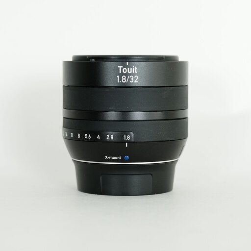 Carl Zeiss Touit 1.8/32 [フジフイルムX用]