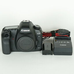 Canon EOS 5D MarkII ボディ