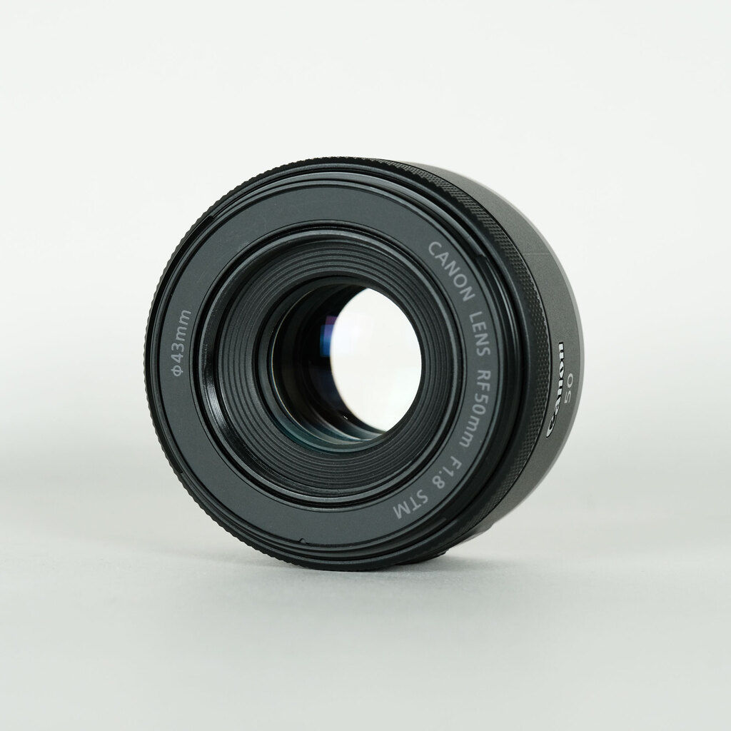 Canon RF50mm F1.8 STM