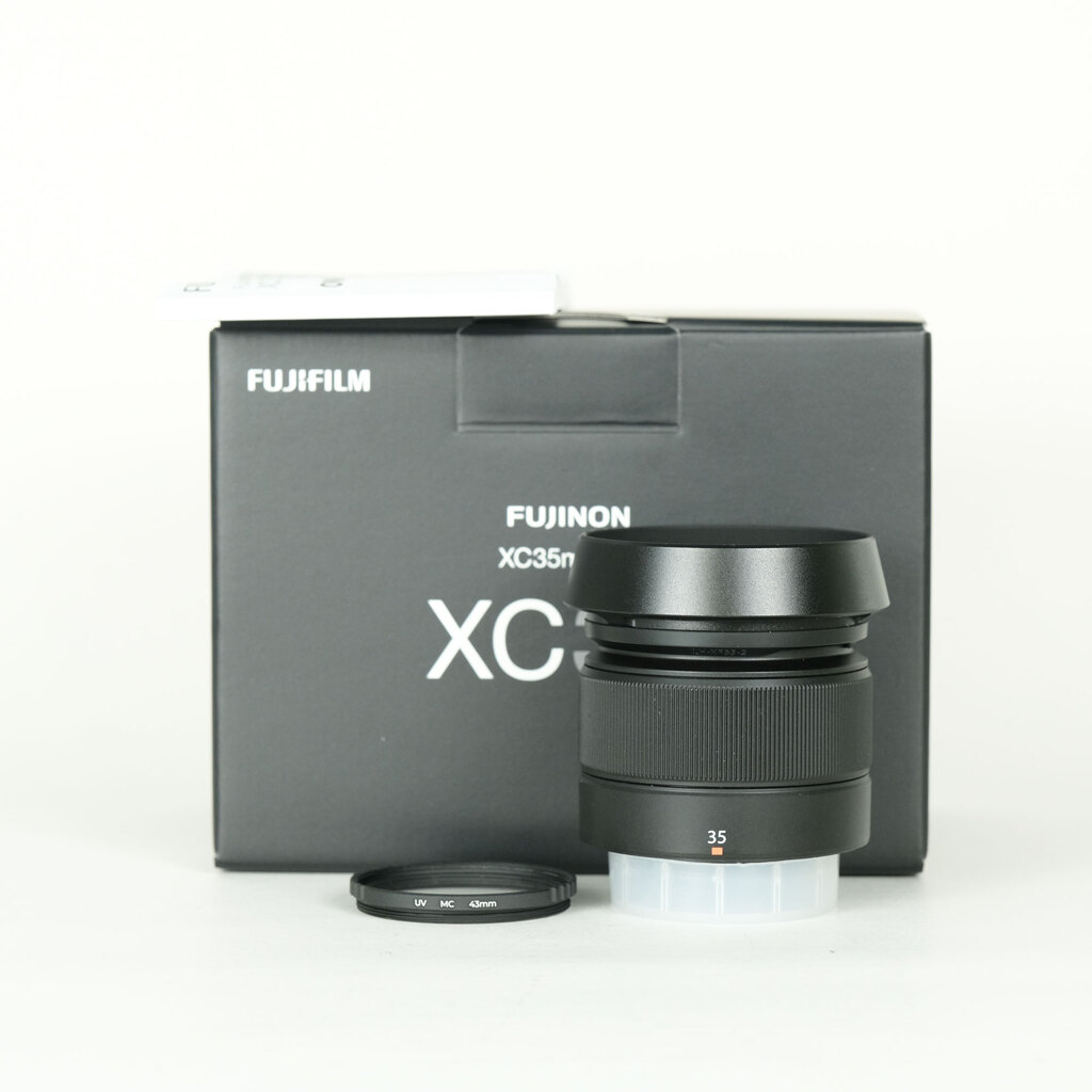 FUJIFILM XC35mmF2の出品 | ONE SCENE（ワンシーン）