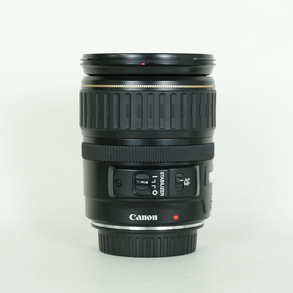 Canon EF28-135mm F3.5-5.6 IS USM
