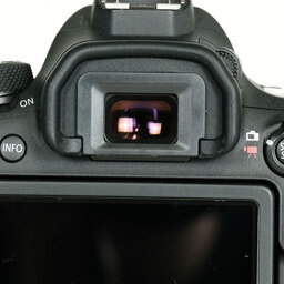 Canon EOS 6D Mark II