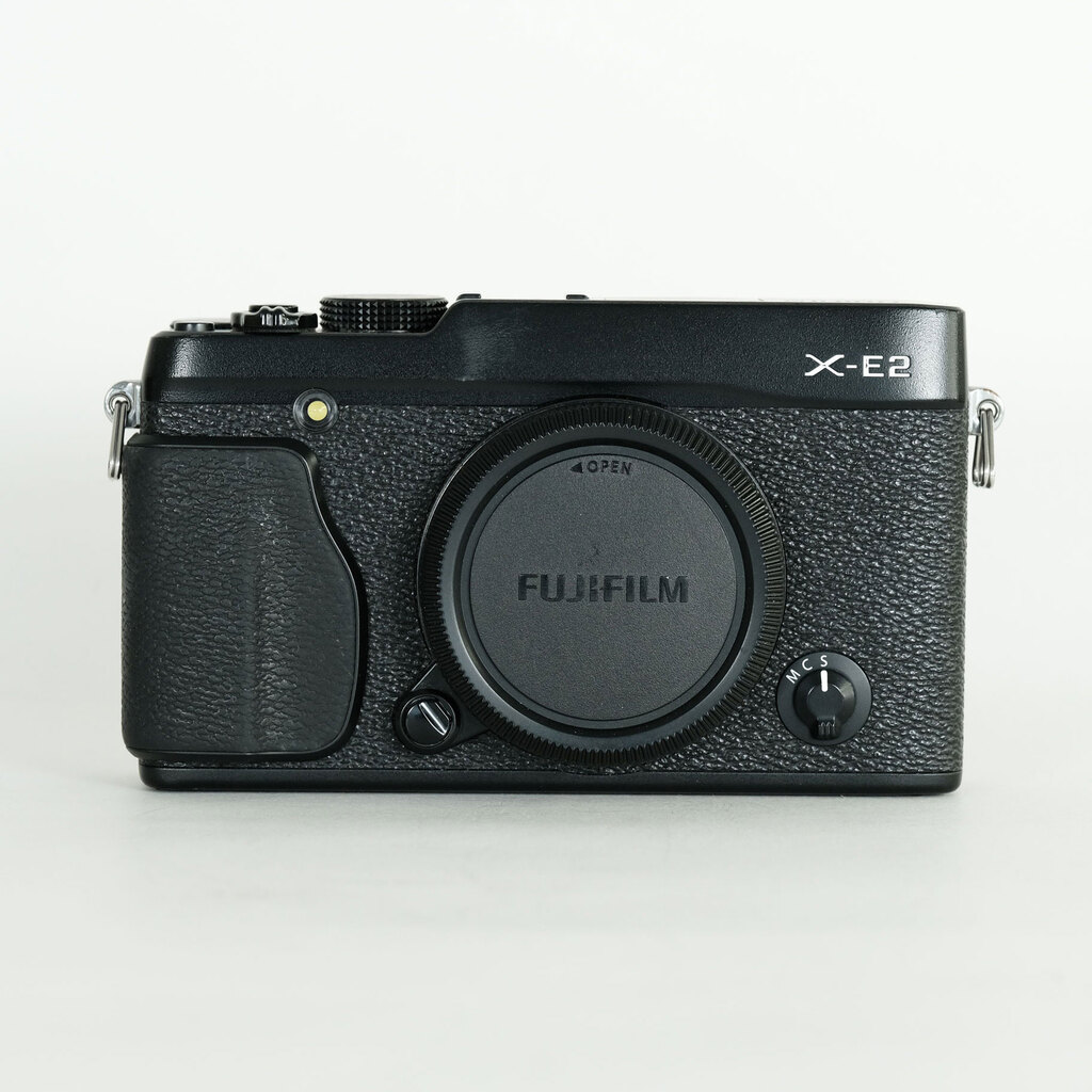 FUJIFILM X-E2