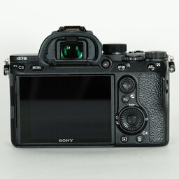 SONY α7 III（ILCE-7M3）